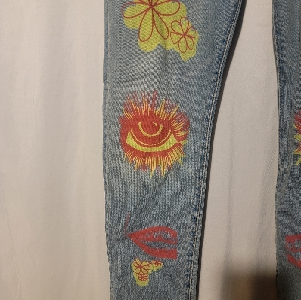 Levi's Premium 501 Jeans Men’s 34x30 Hippie Love Peace Groovy Flowers - Picture 8 of 9
